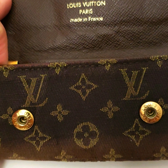 Authentic Louis Vuitton Mini Lin 4 Key Holder - Picture 5 of 12